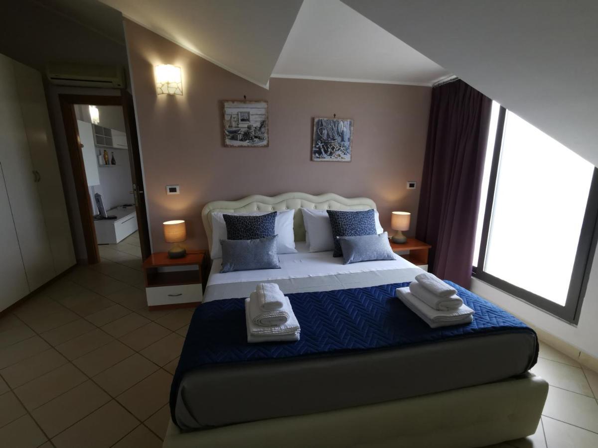 B&B Louise Santa Maria Capua Vetere Ngoại thất bức ảnh