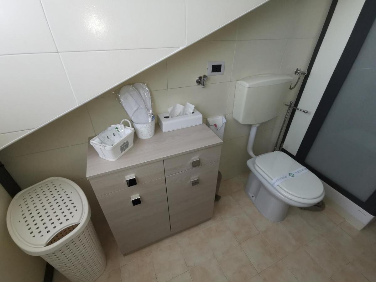 B&B Louise Santa Maria Capua Vetere Ngoại thất bức ảnh