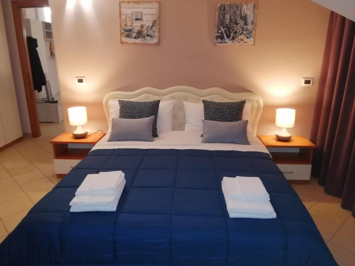 B&B Louise Santa Maria Capua Vetere Ngoại thất bức ảnh